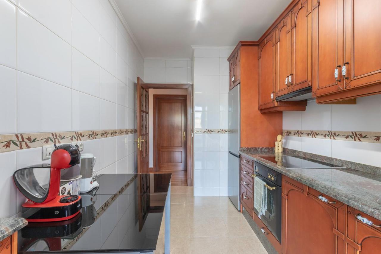 Confort Junto A La Ria De Barakaldo Bagian luar foto
